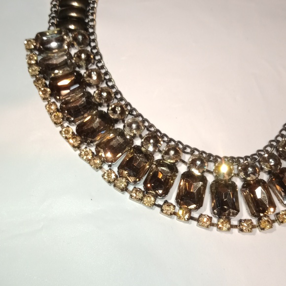 Traci Lynn Large Statement Necklace With Large Champagne Color Rhinestones! - Picture 3 of 3
